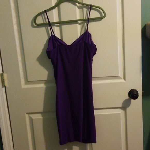 Dress - Picture 4 of 5